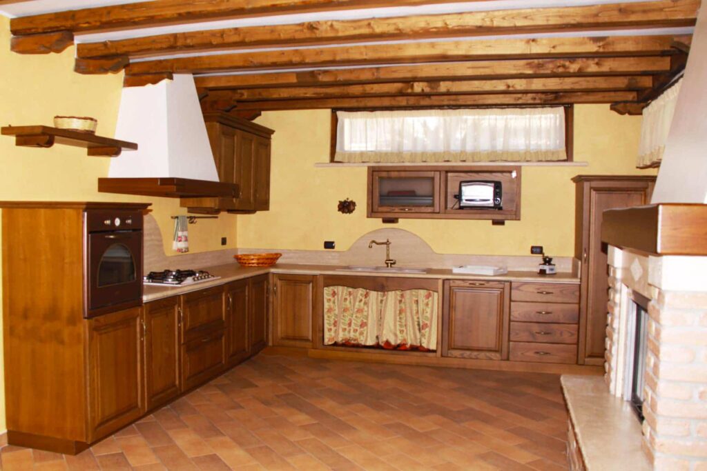 Falegnameria per cucine su misura: Scegli Caponi per una cucina da sogno 8 falegnameria per cucine su misura Falegnameria Caponi
