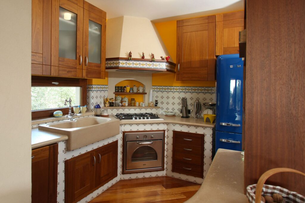 Falegname per cucine su misura? Chiedi i servizi di Caponi 2 Falegname per cucine su misura Falegnameria Caponi