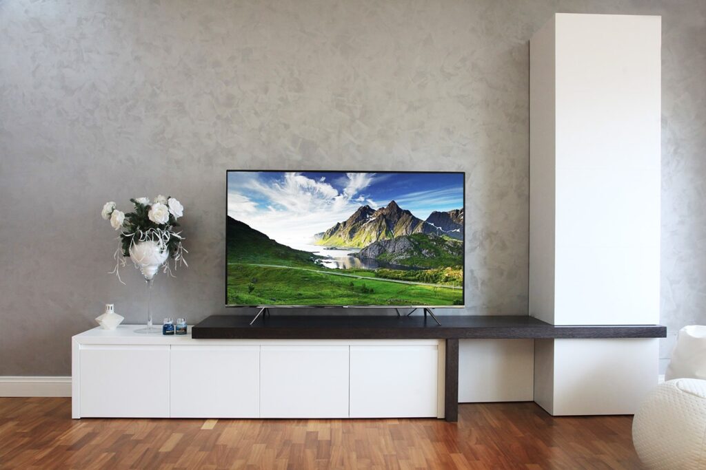 Dove farsi fare un perfetto mobile tv su misura? 4 mobile tv su misura Falegnameria Caponi