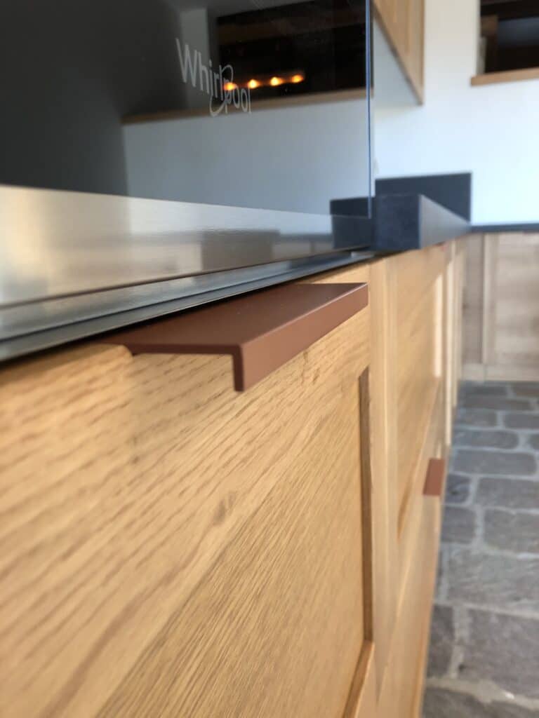 Fare cucine in legno su misura è un’arte: ecco a chi rivolgerti 2 cucine in legno su misura Falegnameria Caponi